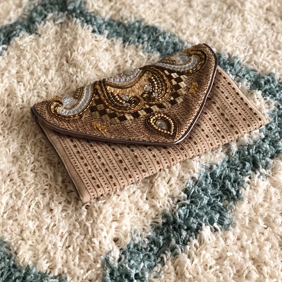 EMBELLISHED GOLD CLUTCH - Picture 2 of 6